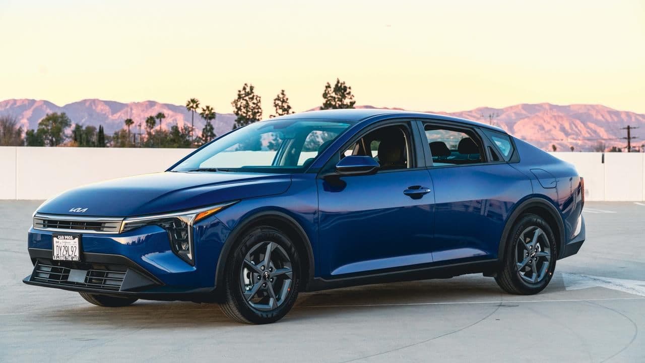 2025 Kia K4 — Peak Horizon rental