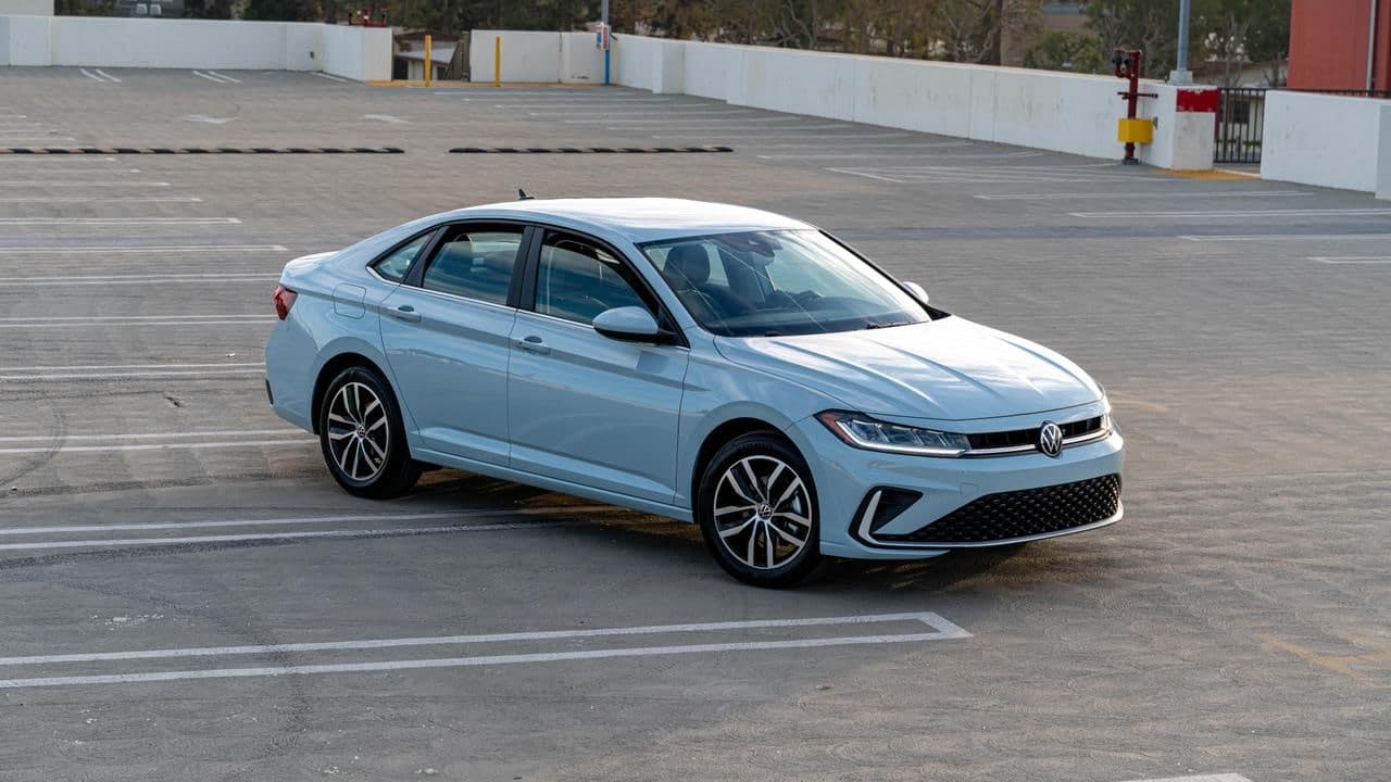 2025 Volkswagen Jetta (2025) — Peak Horizon rental